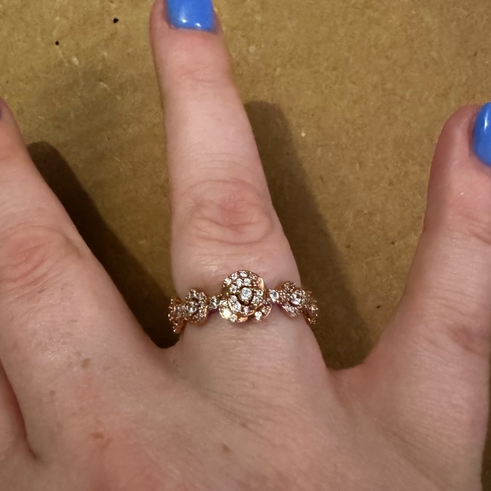 Henri Bendel Rose ring in rose gold